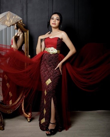 Long Dress Hitam Marun