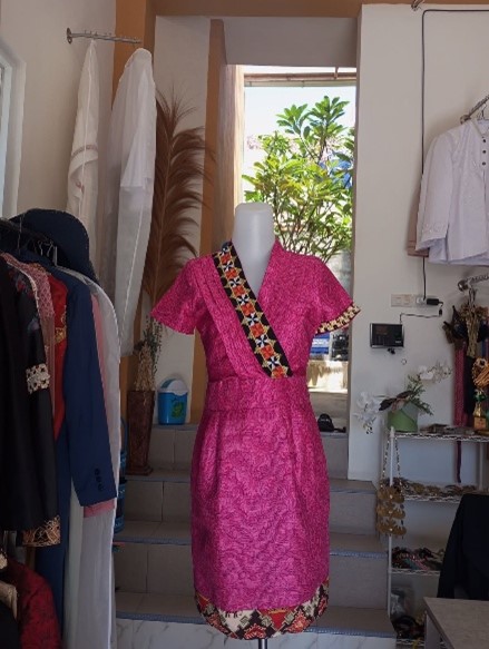 Short Dress Etnik Pink